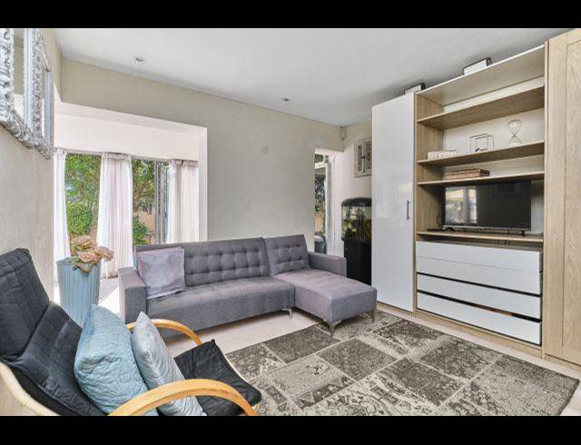 4 BEDROOM CLUSTER FOR SALE IN SUNNINGHILL